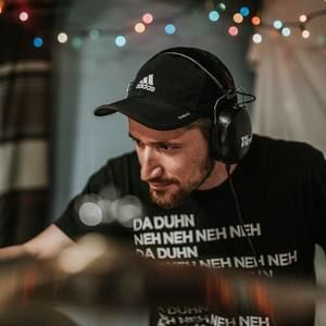 Meet your Posher, Jake